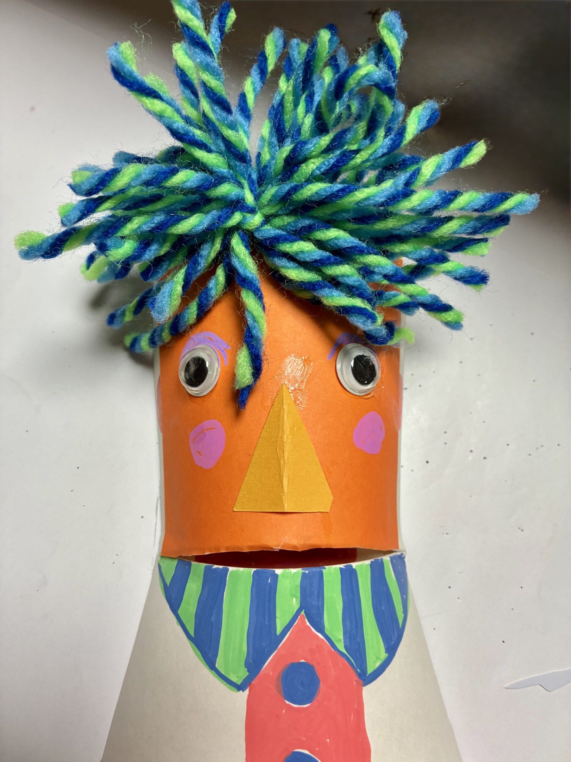 紙コップの底がお口人っているパクパクおしゃべり人形