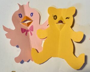 鳥さんとクマさんの画像です